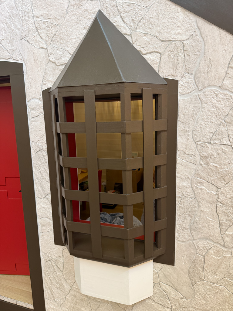 This is an image of the Dillbeck's Art Studio playhouse